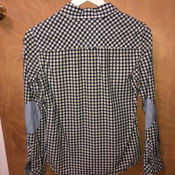 H&M fitted button down - Picture 2 of 3